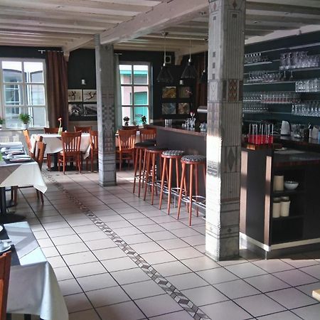 Hotel Loewensteiner Hof Haus Am Neuplatz Вертхайм Екстериор снимка